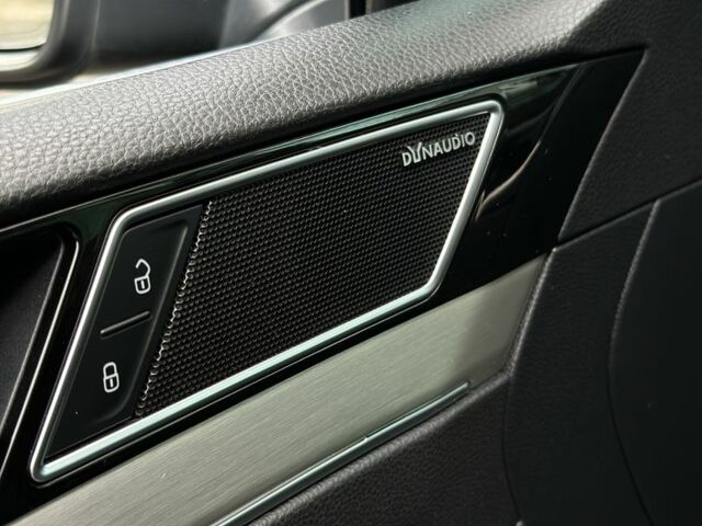 Серый Фольксваген Пассат, объемом двигателя 2 л и пробегом 288 тыс. км за 18700 $, фото 6 на Automoto.ua