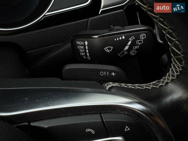 Серый Фольксваген Пассат, объемом двигателя 1.97 л и пробегом 222 тыс. км за 16990 $, фото 21 на Automoto.ua