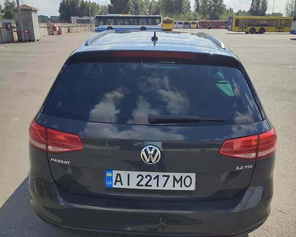 Сірий Фольксваген Пассат, об'ємом двигуна 2 л та пробігом 263 тис. км за 15500 $, фото 2 на Automoto.ua