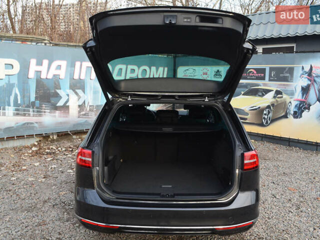 Серый Фольксваген Пассат, объемом двигателя 1.97 л и пробегом 281 тыс. км за 18200 $, фото 9 на Automoto.ua