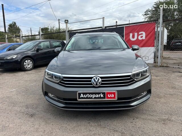 Сірий Фольксваген Пассат, об'ємом двигуна 2 л та пробігом 210 тис. км за 17590 $, фото 7 на Automoto.ua