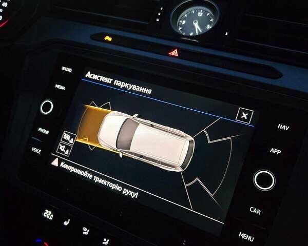 Серый Фольксваген Пассат, объемом двигателя 1.6 л и пробегом 249 тыс. км за 13499 $, фото 44 на Automoto.ua