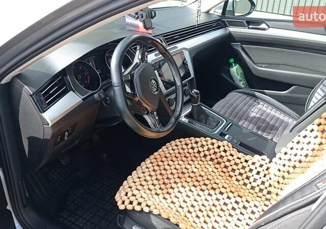 Серый Фольксваген Пассат, объемом двигателя 1.97 л и пробегом 234 тыс. км за 16400 $, фото 15 на Automoto.ua