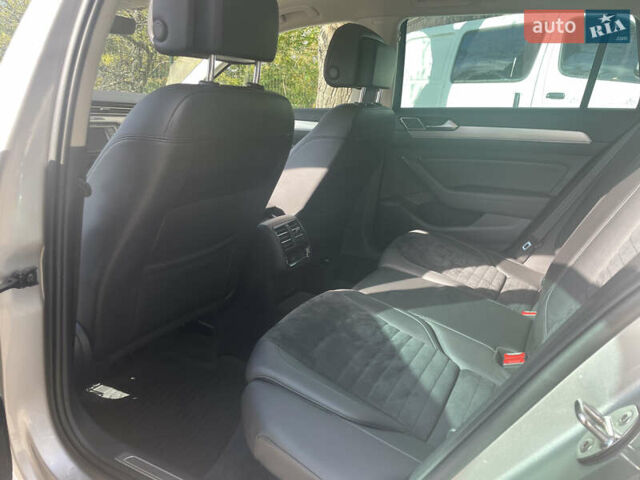 Сірий Фольксваген Пассат, об'ємом двигуна 1.97 л та пробігом 170 тис. км за 22900 $, фото 14 на Automoto.ua