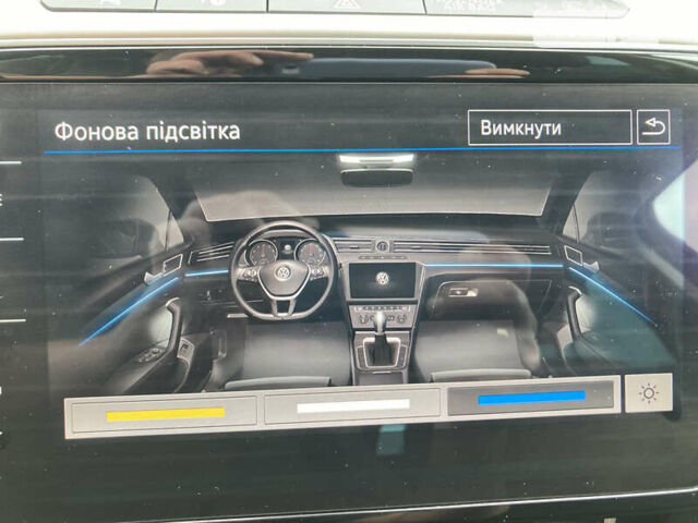 Серый Фольксваген Пассат, объемом двигателя 1.97 л и пробегом 180 тыс. км за 20500 $, фото 41 на Automoto.ua