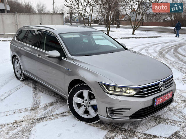 Серый Фольксваген Пассат, объемом двигателя 1.4 л и пробегом 210 тыс. км за 18100 $, фото 4 на Automoto.ua