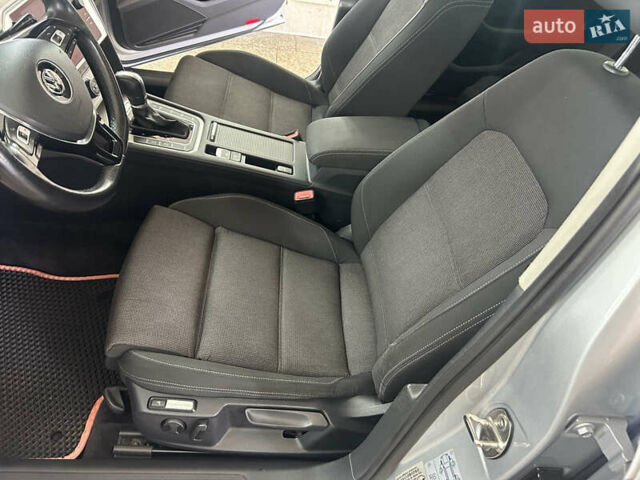 Серый Фольксваген Пассат, объемом двигателя 1.97 л и пробегом 305 тыс. км за 16900 $, фото 17 на Automoto.ua