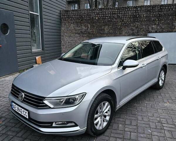 Серый Фольксваген Пассат, объемом двигателя 1.6 л и пробегом 249 тыс. км за 13499 $, фото 18 на Automoto.ua