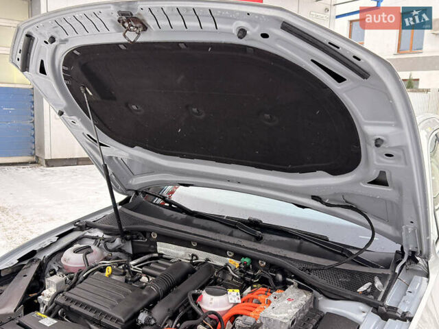 Серый Фольксваген Пассат, объемом двигателя 1.4 л и пробегом 210 тыс. км за 18100 $, фото 15 на Automoto.ua