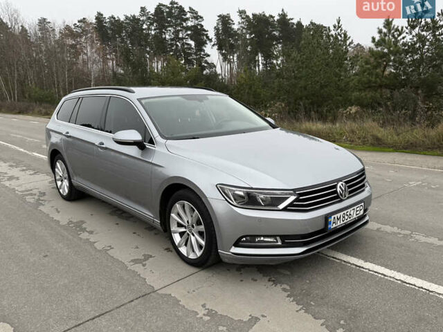 Серый Фольксваген Пассат, объемом двигателя 1.6 л и пробегом 251 тыс. км за 14800 $, фото 12 на Automoto.ua