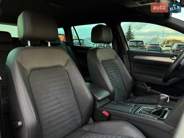 Серый Фольксваген Пассат, объемом двигателя 2 л и пробегом 199 тыс. км за 21499 $, фото 68 на Automoto.ua