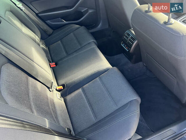 Серый Фольксваген Пассат, объемом двигателя 1.97 л и пробегом 269 тыс. км за 15976 $, фото 23 на Automoto.ua