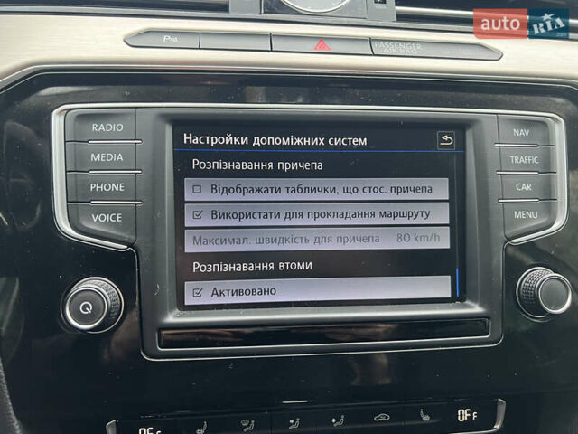 Серый Фольксваген Пассат, объемом двигателя 1.97 л и пробегом 266 тыс. км за 18950 $, фото 36 на Automoto.ua