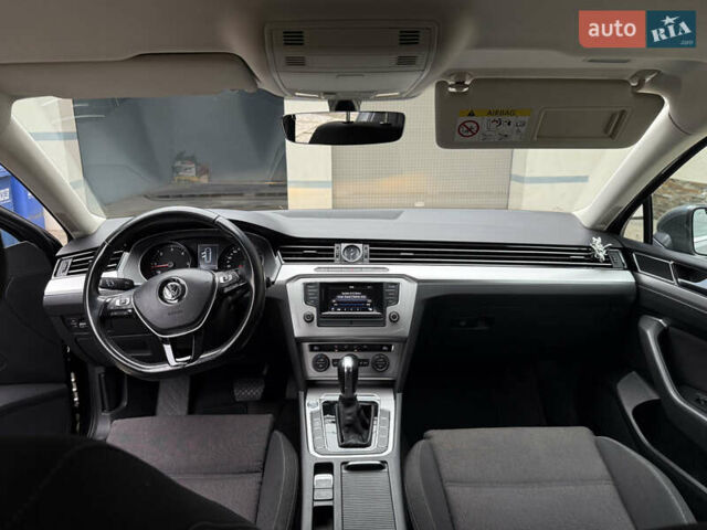 Серый Фольксваген Пассат, объемом двигателя 1.97 л и пробегом 249 тыс. км за 16500 $, фото 12 на Automoto.ua