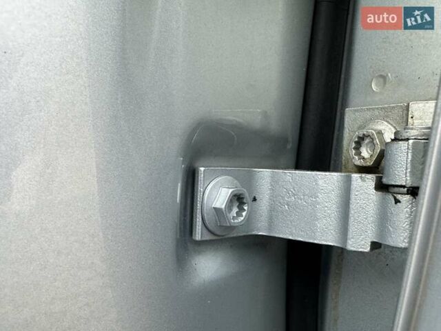 Серый Фольксваген Пассат, объемом двигателя 2 л и пробегом 269 тыс. км за 15850 $, фото 45 на Automoto.ua