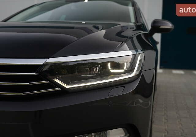 Серый Фольксваген Пассат, объемом двигателя 1.6 л и пробегом 270 тыс. км за 15300 $, фото 6 на Automoto.ua