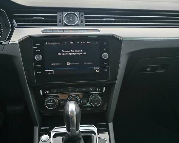 Сірий Фольксваген Пассат, об'ємом двигуна 1.97 л та пробігом 234 тис. км за 16800 $, фото 2 на Automoto.ua