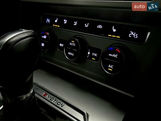 Сірий Фольксваген Пассат, об'ємом двигуна 1.97 л та пробігом 306 тис. км за 16999 $, фото 30 на Automoto.ua