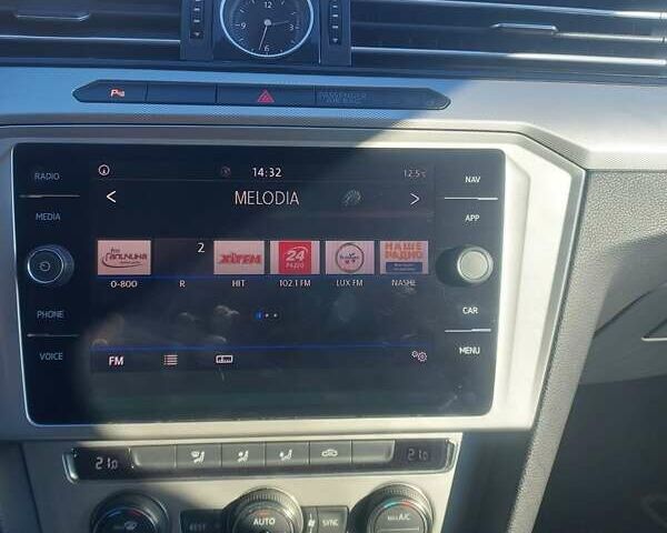 Серый Фольксваген Пассат, объемом двигателя 1.6 л и пробегом 188 тыс. км за 16900 $, фото 8 на Automoto.ua