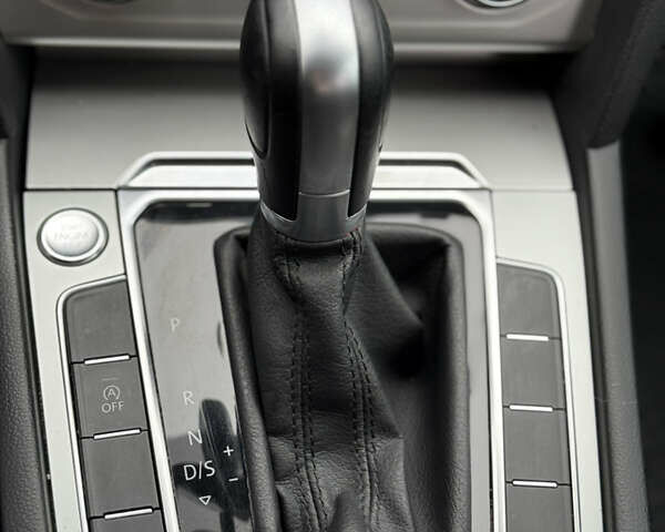 Серый Фольксваген Пассат, объемом двигателя 2 л и пробегом 282 тыс. км за 16500 $, фото 16 на Automoto.ua