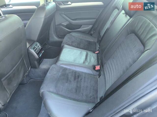 Серый Фольксваген Пассат, объемом двигателя 1.97 л и пробегом 131 тыс. км за 16500 $, фото 6 на Automoto.ua