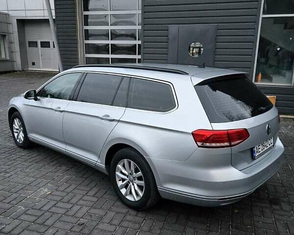 Серый Фольксваген Пассат, объемом двигателя 1.6 л и пробегом 249 тыс. км за 13499 $, фото 15 на Automoto.ua