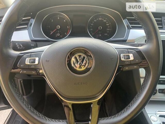 Сірий Фольксваген Пассат, об'ємом двигуна 2 л та пробігом 234 тис. км за 18477 $, фото 9 на Automoto.ua