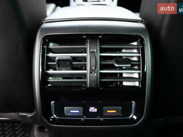 Серый Фольксваген Пассат, объемом двигателя 1.97 л и пробегом 281 тыс. км за 18200 $, фото 30 на Automoto.ua