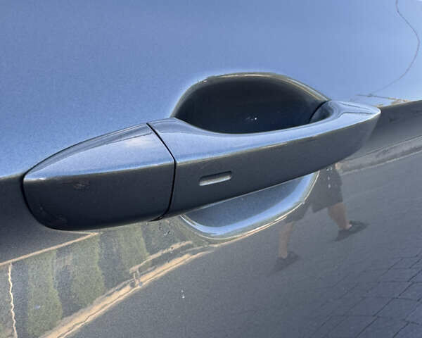 Серый Фольксваген Пассат, объемом двигателя 2 л и пробегом 257 тыс. км за 17999 $, фото 49 на Automoto.ua