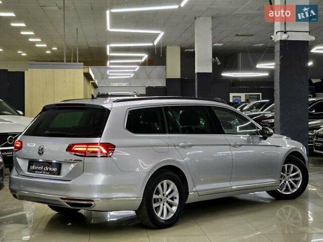 Сірий Фольксваген Пассат, об'ємом двигуна 1.97 л та пробігом 306 тис. км за 16999 $, фото 5 на Automoto.ua