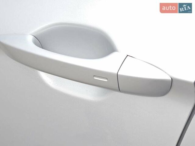 Серый Фольксваген Пассат, объемом двигателя 2 л и пробегом 270 тыс. км за 17999 $, фото 9 на Automoto.ua