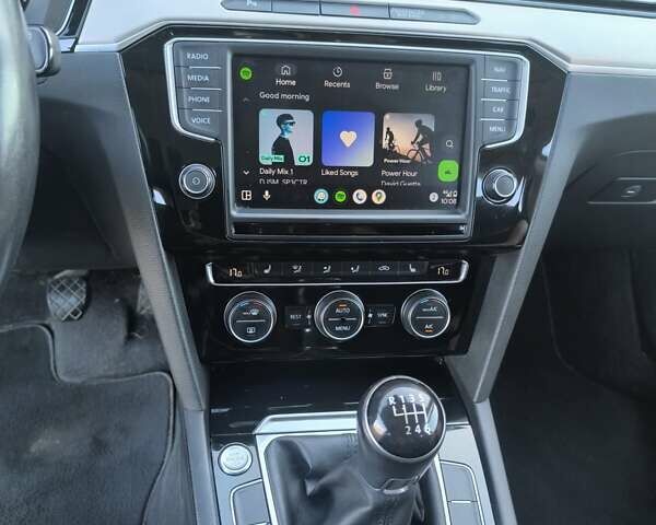 Серый Фольксваген Пассат, объемом двигателя 1.97 л и пробегом 131 тыс. км за 16500 $, фото 16 на Automoto.ua