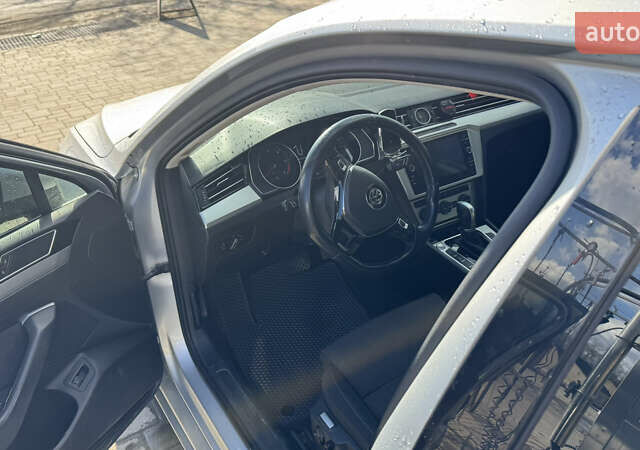 Серый Фольксваген Пассат, объемом двигателя 1.97 л и пробегом 299 тыс. км за 16750 $, фото 18 на Automoto.ua