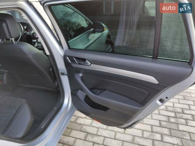 Сірий Фольксваген Пассат, об'ємом двигуна 1.97 л та пробігом 216 тис. км за 17800 $, фото 42 на Automoto.ua