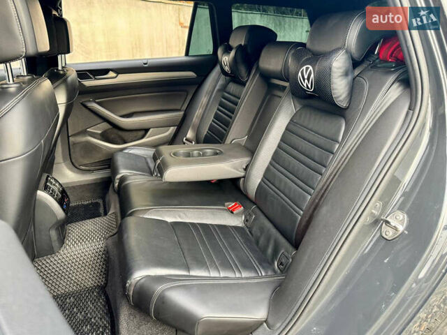 Серый Фольксваген Пассат, объемом двигателя 1.97 л и пробегом 222 тыс. км за 16990 $, фото 10 на Automoto.ua