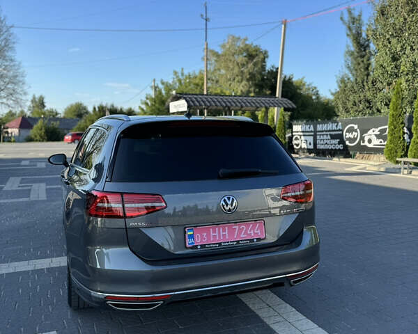 Серый Фольксваген Пассат, объемом двигателя 2 л и пробегом 257 тыс. км за 17999 $, фото 17 на Automoto.ua