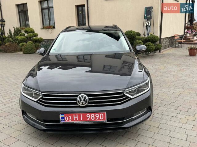 Сірий Фольксваген Пассат, об'ємом двигуна 2 л та пробігом 189 тис. км за 17300 $, фото 3 на Automoto.ua