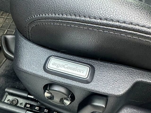 Серый Фольксваген Пассат, объемом двигателя 2 л и пробегом 210 тыс. км за 17200 $, фото 2 на Automoto.ua