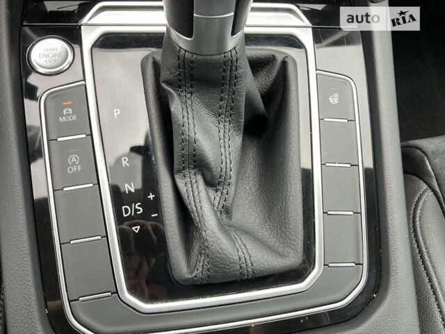 Серый Фольксваген Пассат, объемом двигателя 1.97 л и пробегом 180 тыс. км за 20500 $, фото 30 на Automoto.ua