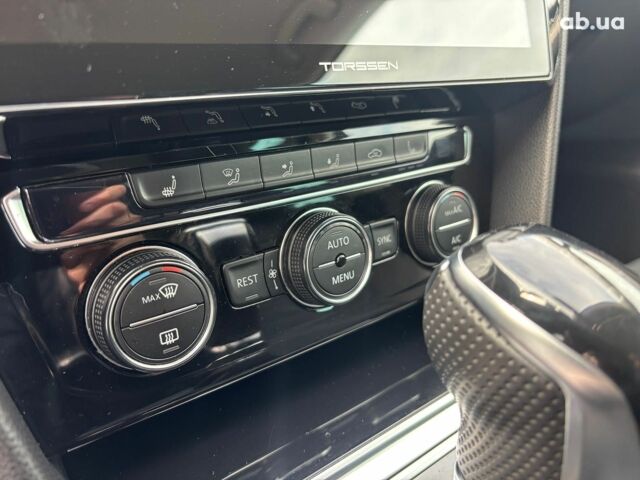 Сірий Фольксваген Пассат, об'ємом двигуна 2 л та пробігом 210 тис. км за 17590 $, фото 22 на Automoto.ua