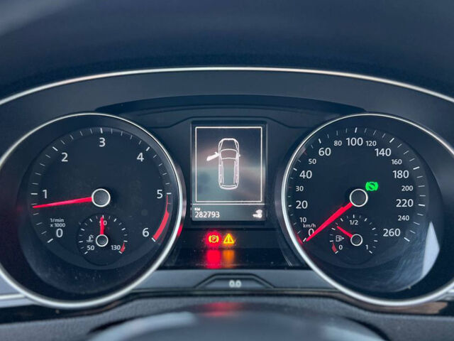 Серый Фольксваген Пассат, объемом двигателя 1.6 л и пробегом 283 тыс. км за 15300 $, фото 10 на Automoto.ua