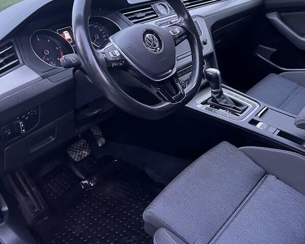 Сірий Фольксваген Пассат, об'ємом двигуна 1.97 л та пробігом 185 тис. км за 17500 $, фото 8 на Automoto.ua