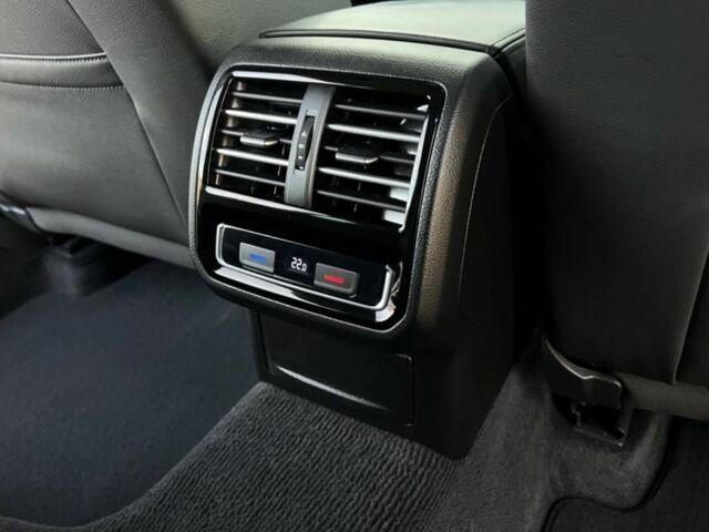 Серый Фольксваген Пассат, объемом двигателя 2 л и пробегом 288 тыс. км за 18700 $, фото 21 на Automoto.ua