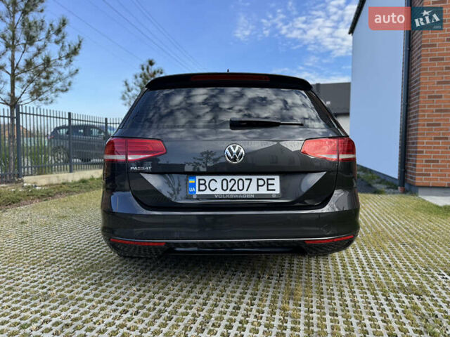 Серый Фольксваген Пассат, объемом двигателя 1.97 л и пробегом 262 тыс. км за 18400 $, фото 6 на Automoto.ua