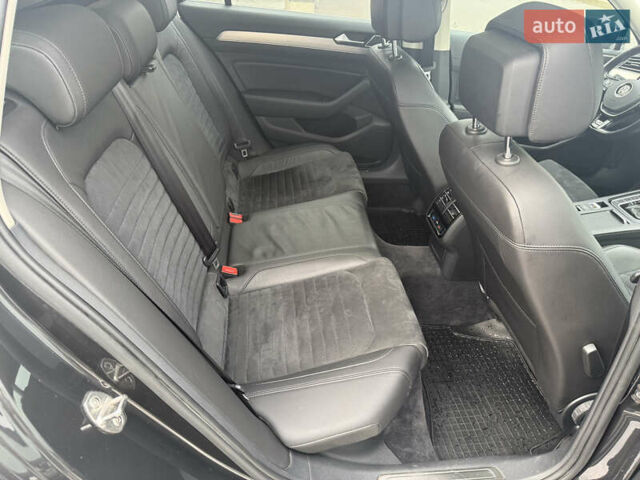 Сірий Фольксваген Пассат, об'ємом двигуна 1.97 л та пробігом 276 тис. км за 13999 $, фото 34 на Automoto.ua