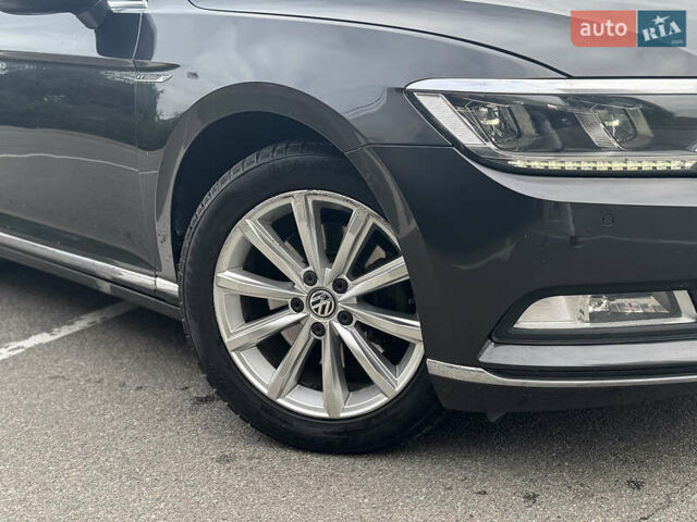 Сірий Фольксваген Пассат, об'ємом двигуна 1.97 л та пробігом 276 тис. км за 13999 $, фото 3 на Automoto.ua