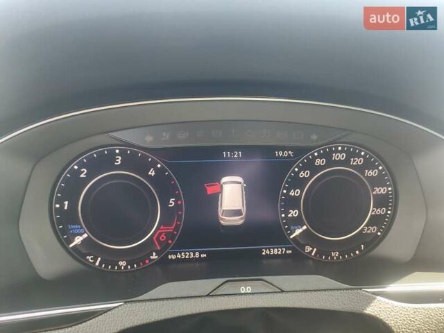 Серый Фольксваген Пассат, объемом двигателя 2 л и пробегом 244 тыс. км за 16900 $, фото 47 на Automoto.ua