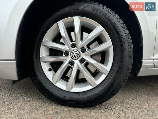 Серый Фольксваген Пассат, объемом двигателя 1.97 л и пробегом 207 тыс. км за 17300 $, фото 14 на Automoto.ua