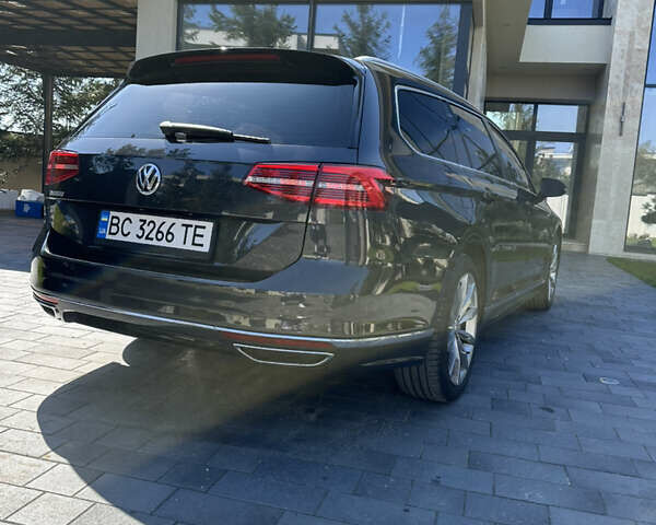 Серый Фольксваген Пассат, объемом двигателя 2 л и пробегом 161 тыс. км за 24900 $, фото 4 на Automoto.ua