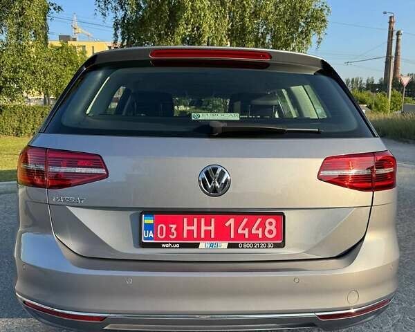 Серый Фольксваген Пассат, объемом двигателя 2 л и пробегом 222 тыс. км за 18999 $, фото 11 на Automoto.ua